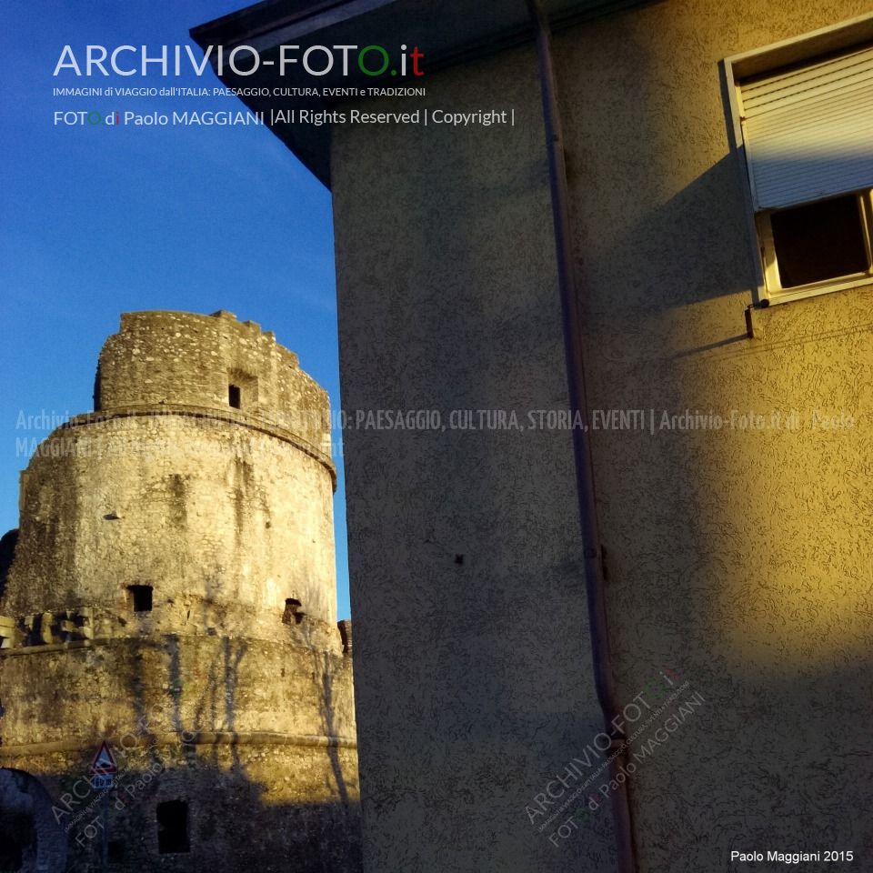 Carrara_Avenza_Torre-di-Castruccio_maggianipaolo_03_24872678159_o