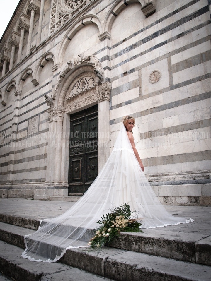 foto-295__24092005_beni-culturali-Carrara-Duomo-marmo-matrimonio-Paolo-Maddy-Rosone
