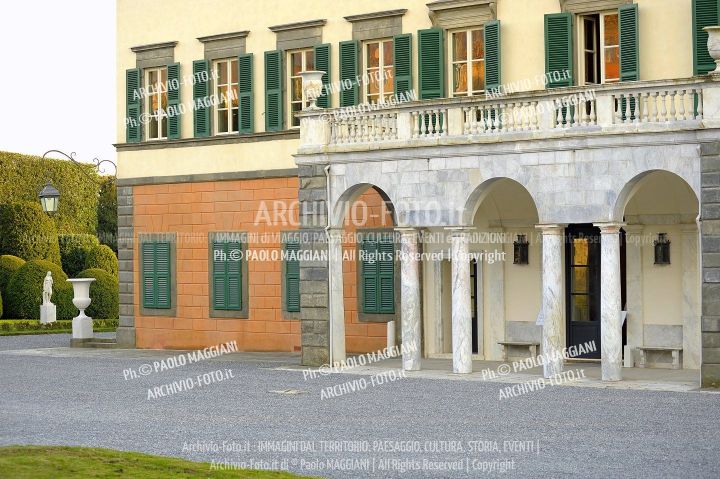 156ND70020P_MAG2982-FS-LUCCA_VILLA_REALE